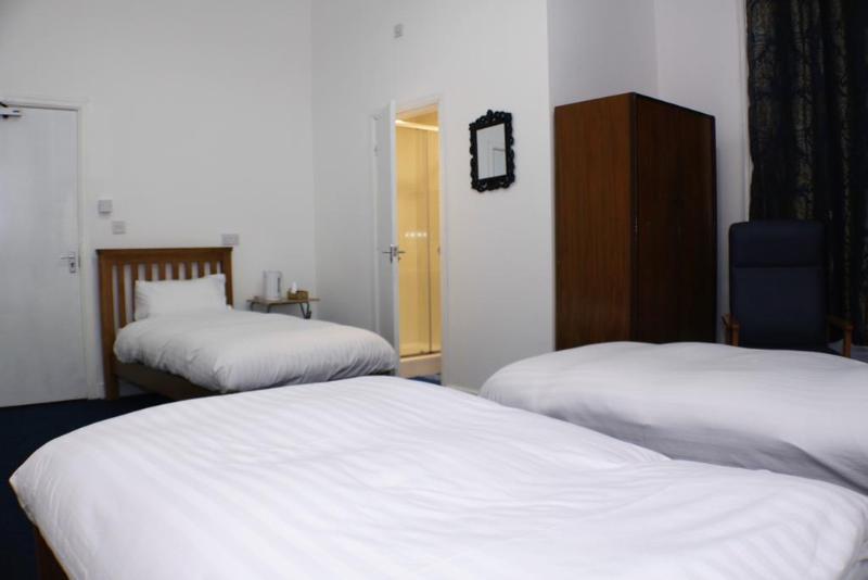 Oyo Hala Guest House Manchester Exterior photo